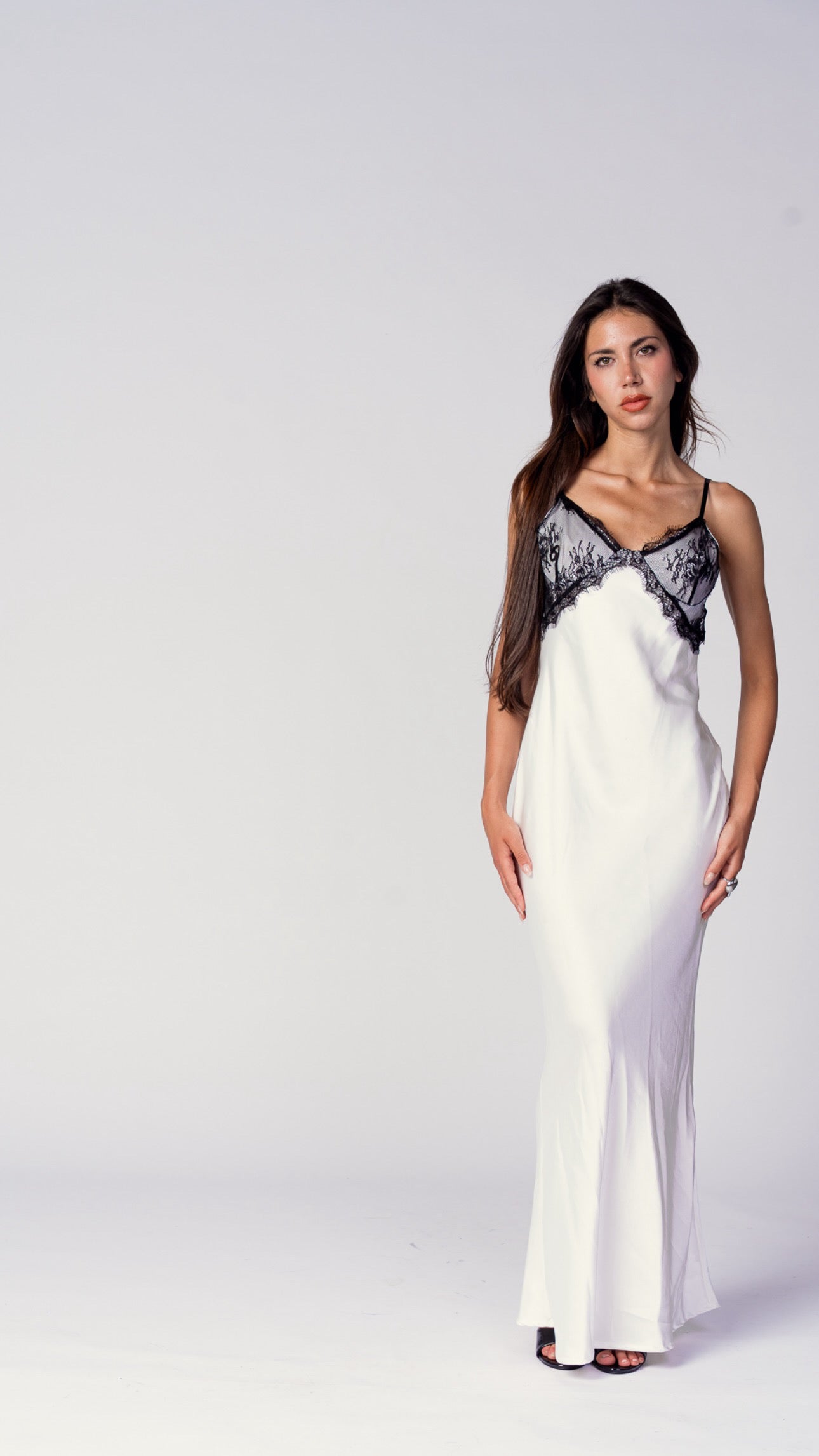 ABITO VICTORIA WHITE